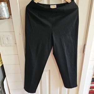 Talbots Dress Slacks Black, side zipper Size 10 Petite, stretchy.      T024